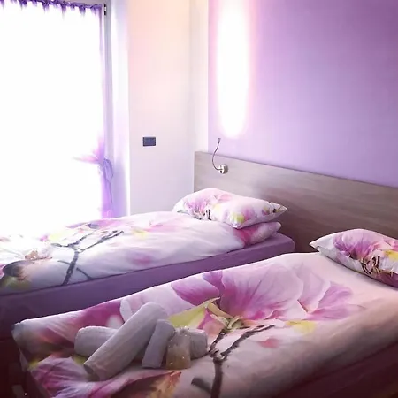 Al Chiar Di Luna Valtellina 3*
